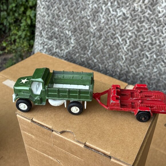 Vintage TOOTSIETOY Tootsie Toy Deuce Half Truck & Trailer Army 1960's 1970's Lot - Picture 2 of 10